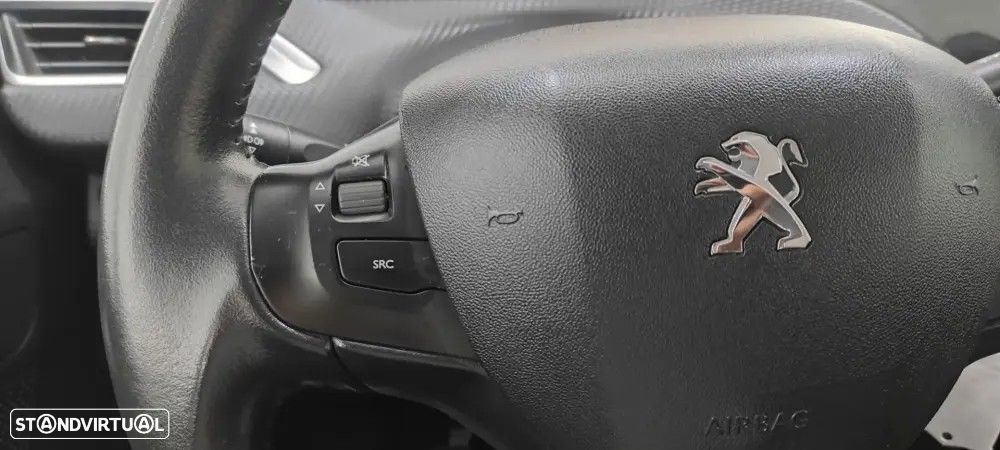 Peugeot 208 1.2 PureTech Active - 35