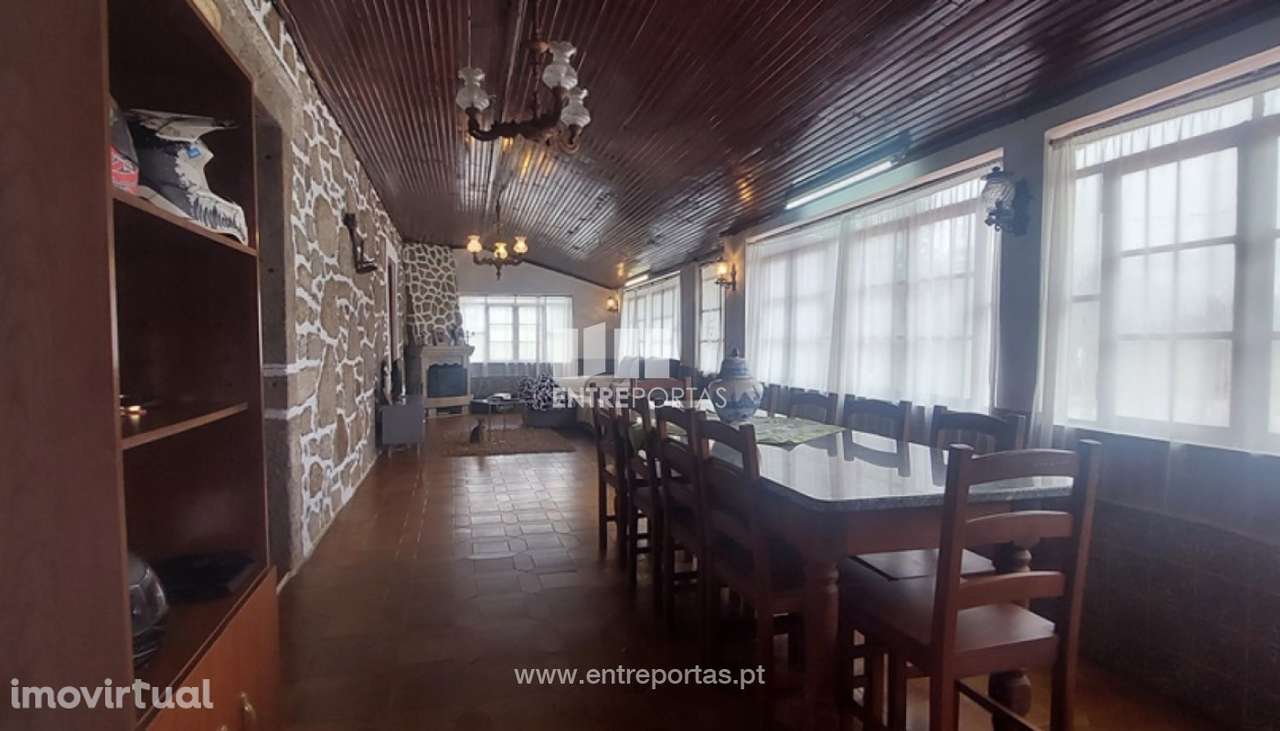 Venda de prédio c/ terreno, Arcozelo, Ponte de Lima - Grande imagem: 2/31