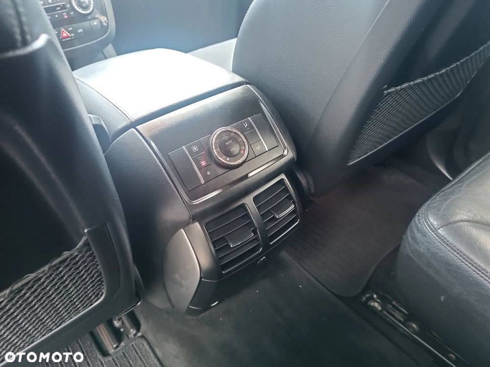 Mercedes-Benz Klasa R 500 4Matic 7G-TRONIC - 15