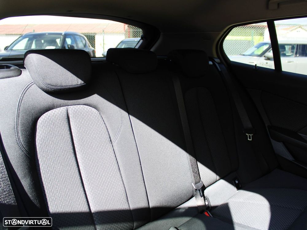 BMW 116 d Pack Essence - 58