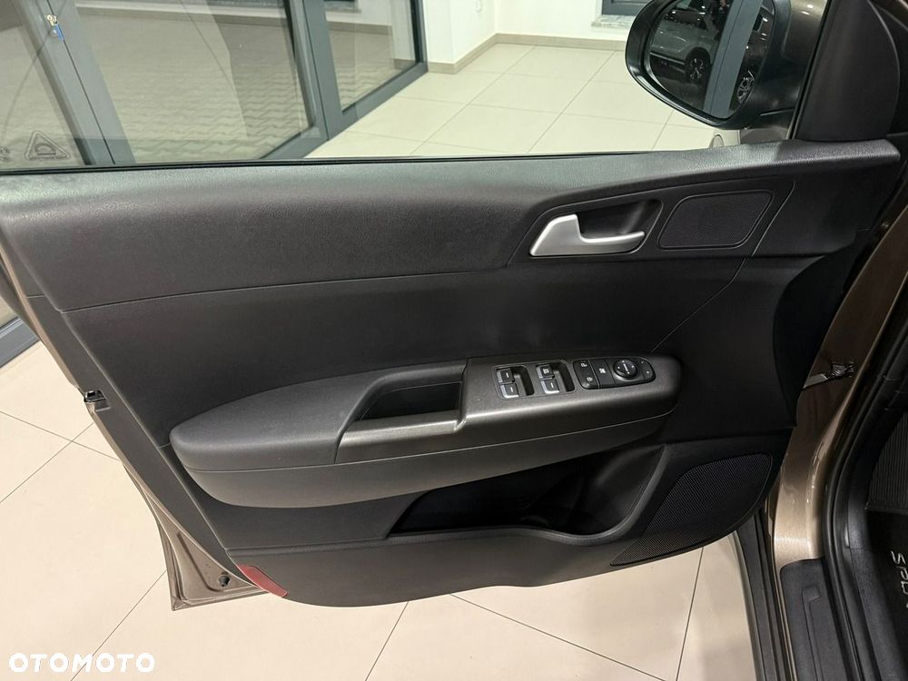 Kia Sportage 1.6 GDI 2WD Attract - 10