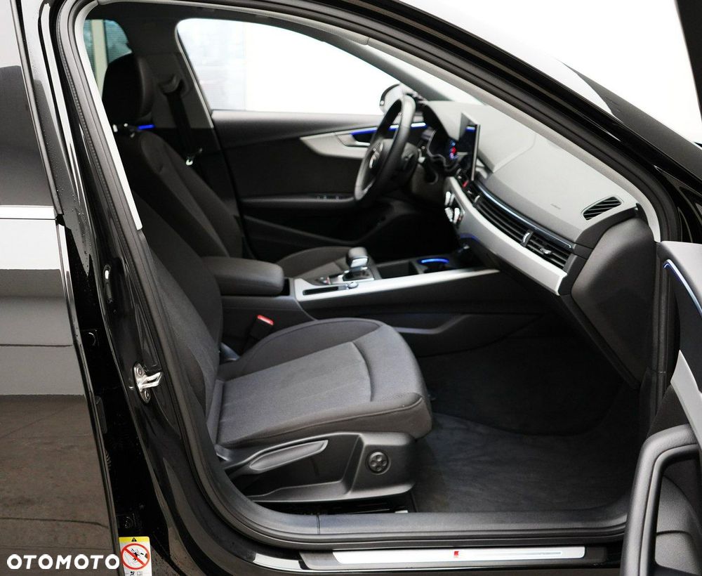 Audi A4 Limousine - 17
