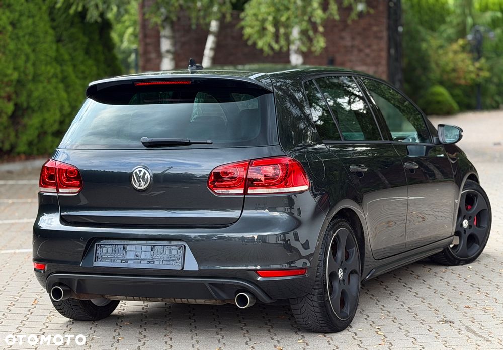 Volkswagen Golf 2.0 GTI - 25