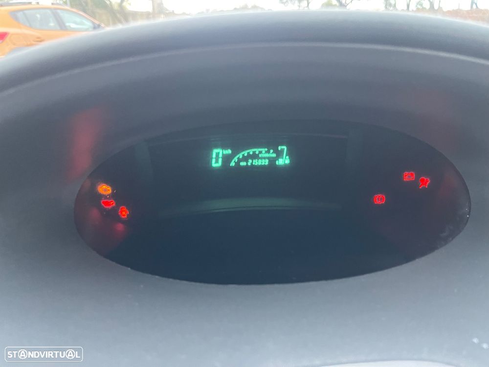 Toyota Yaris 1.0 Terra AC - 15