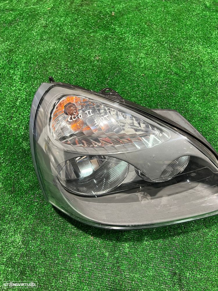 Farol frente direito Renault Clio 2 - 1