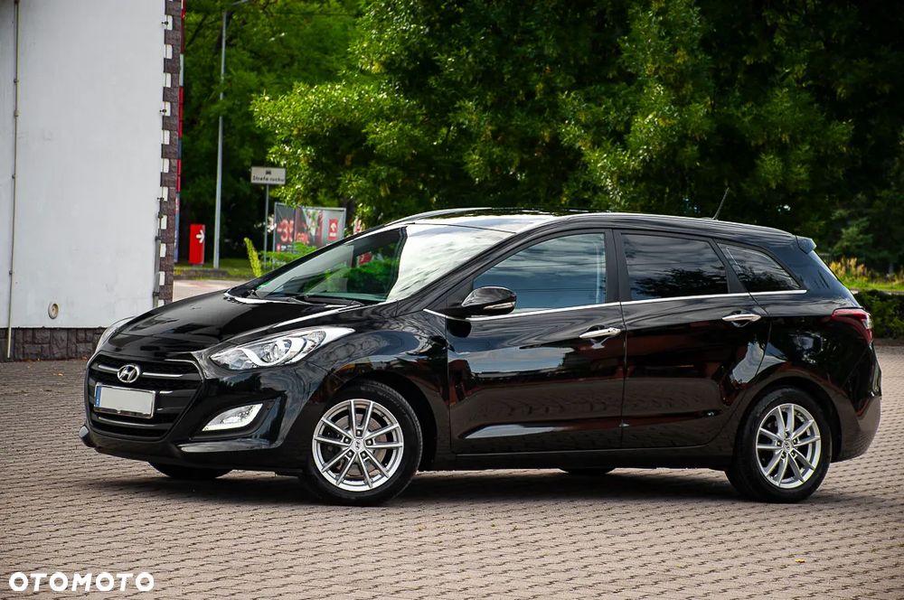 Hyundai i30 blue Kombi 1.6 CRDi DCT Premium - 15