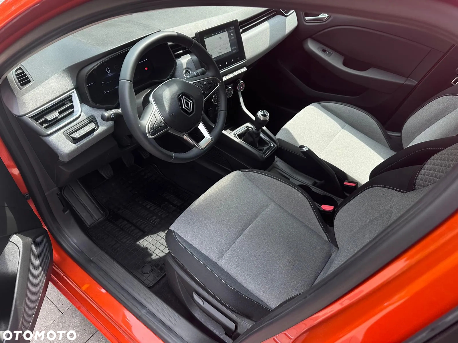Renault Clio 1.0 TCe Evolution - 19