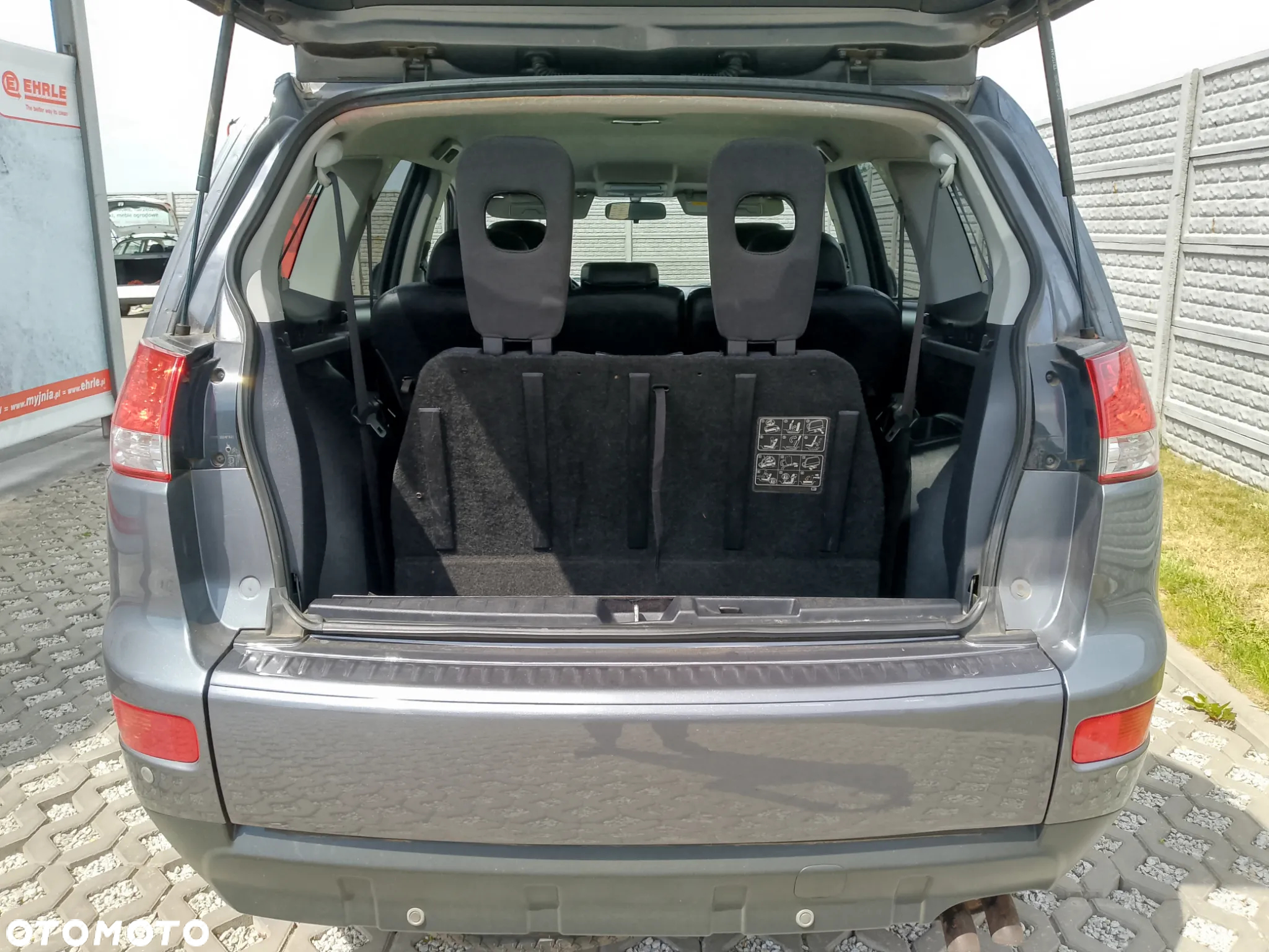 Citroën C-Crosser 2.2 HDi Exclusive - 10