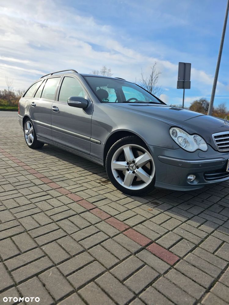 Mercedes-Benz Klasa C 320 T CDI 7-G-TRONIC Elegance DPF - 2