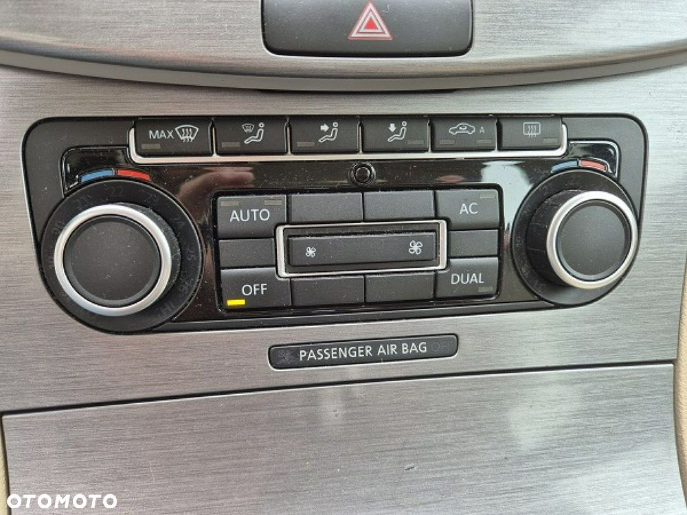 Volkswagen Passat - 27
