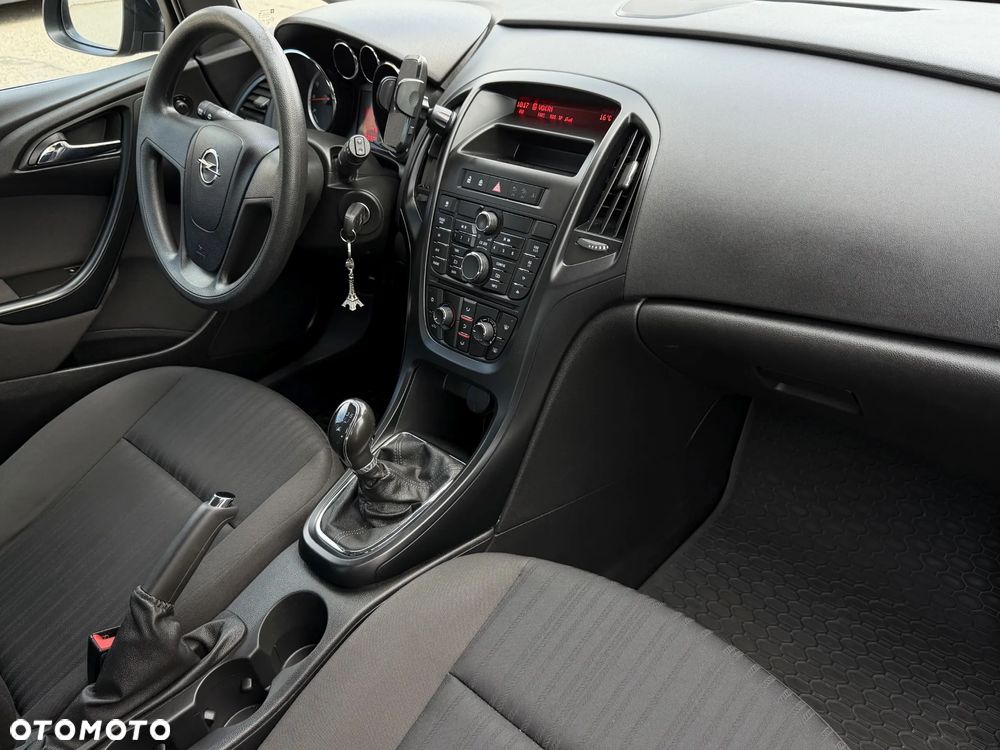 Opel Astra - 9