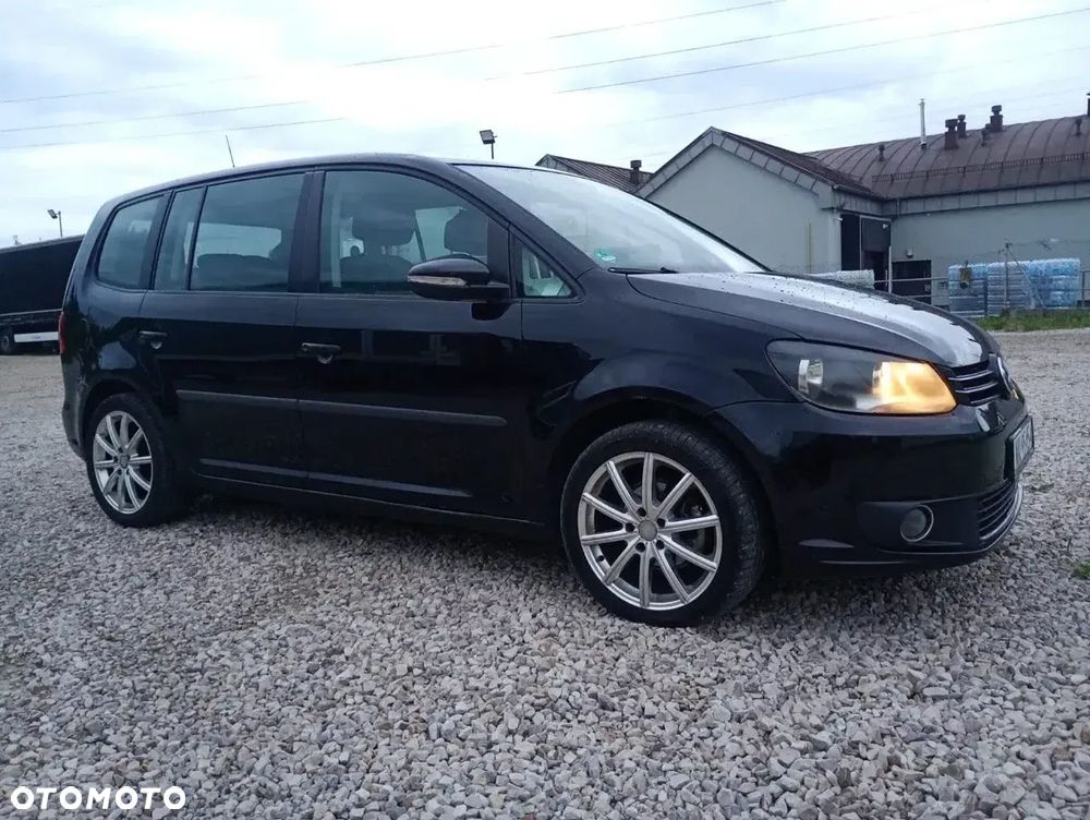Volkswagen Touran 1.6 TDI DPF BlueMotion Technology DSG Highline - 1