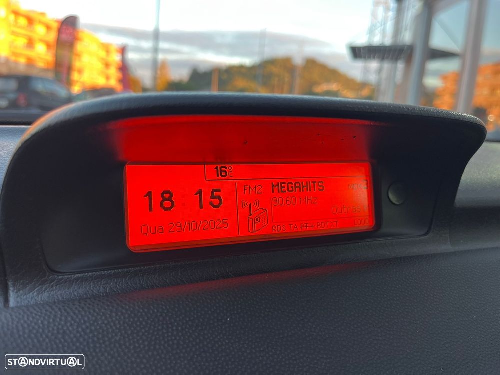 Peugeot 307 SW 1.6 HDi FAP Sport - 22