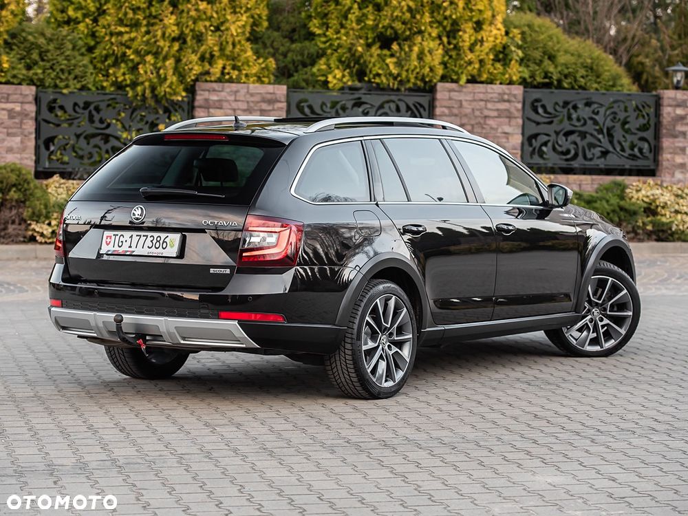 Skoda Octavia 2.0 TDI 4x4 DSG Scout - 12
