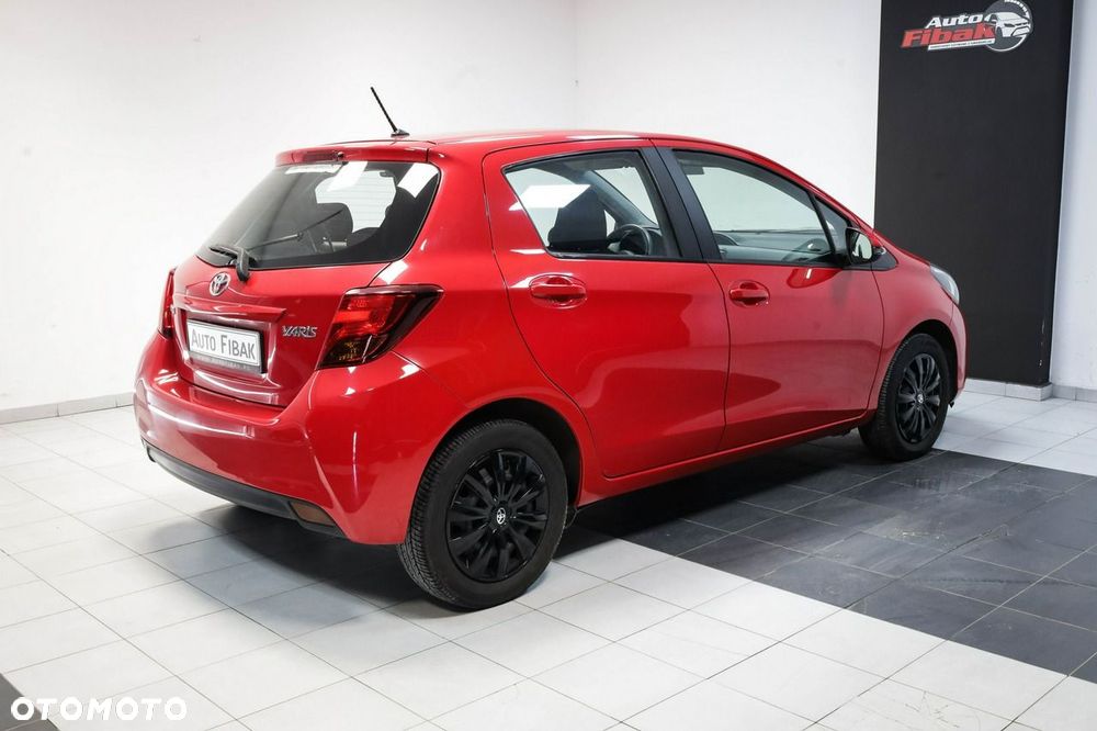 Toyota Yaris - 7