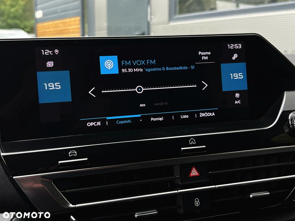 Citroën C4 PureTech 100 Stop&Start FEEL - 27