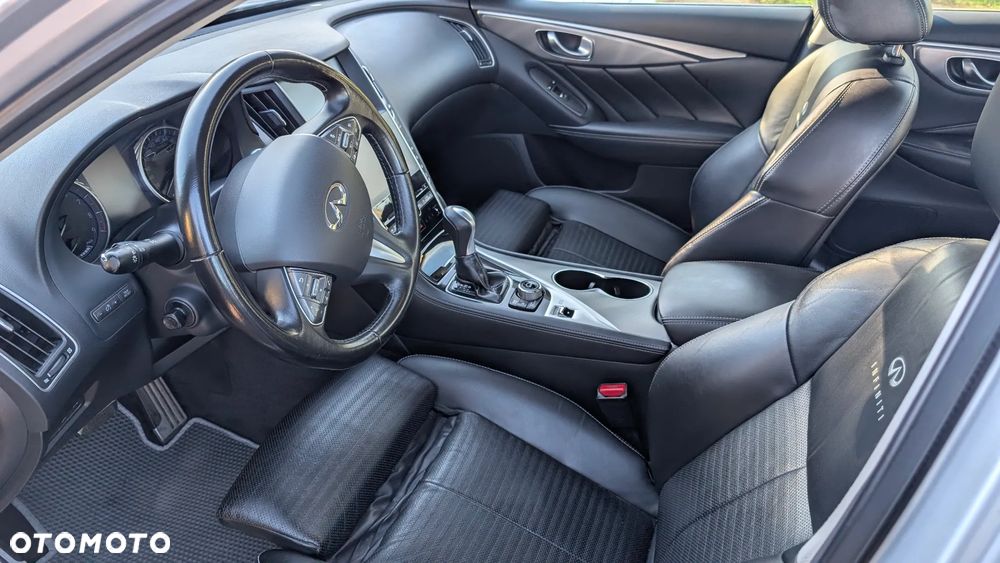 Infiniti Q50 Q50S Hybrid Sport Tech AWD - 17