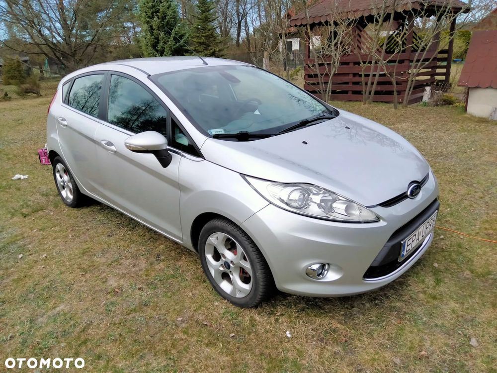 Ford Fiesta 1.25 Celebration - 1