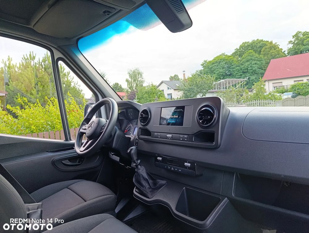 Mercedes-Benz Sprinter - 18