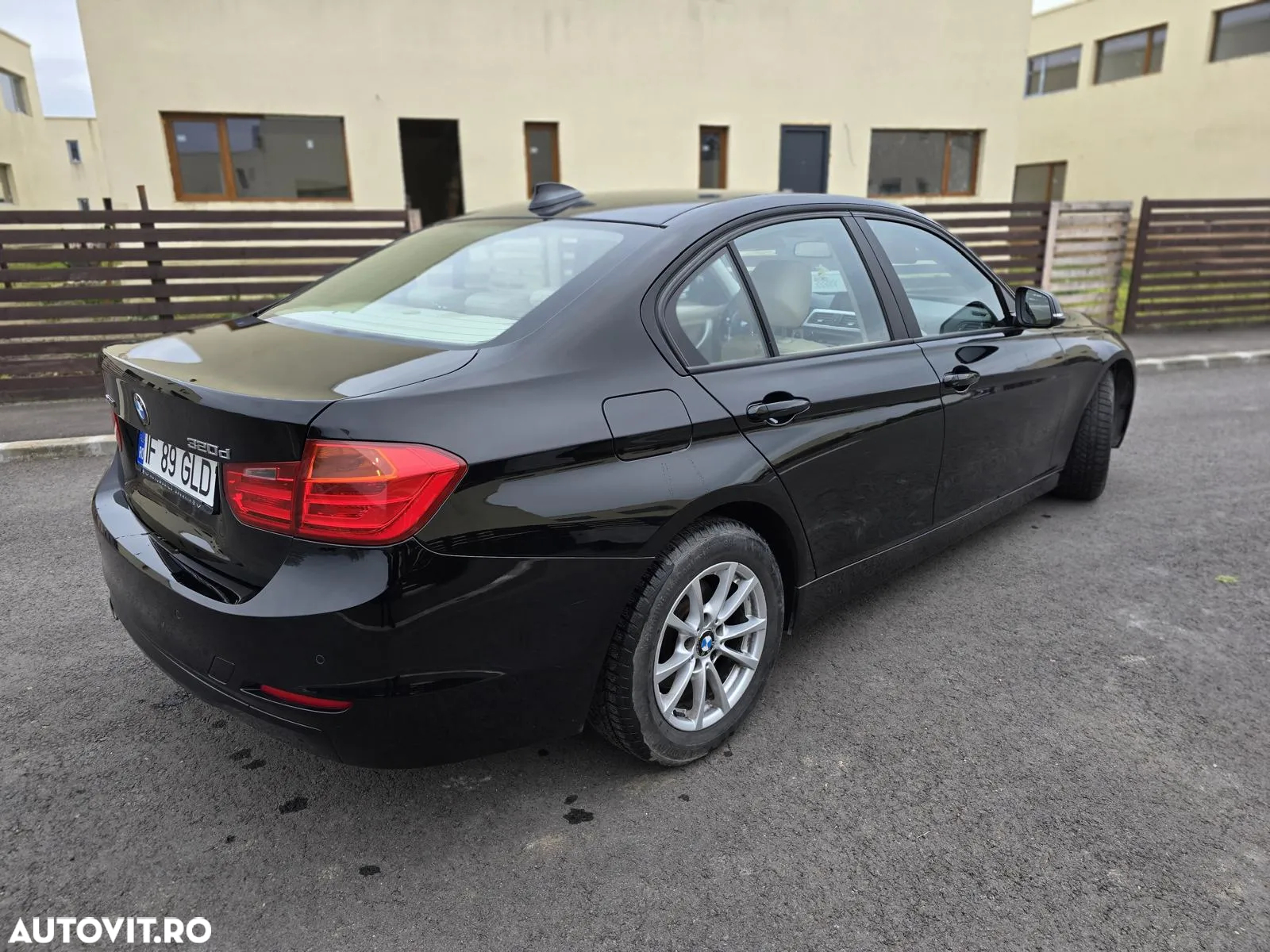 BMW Seria 3 - 15