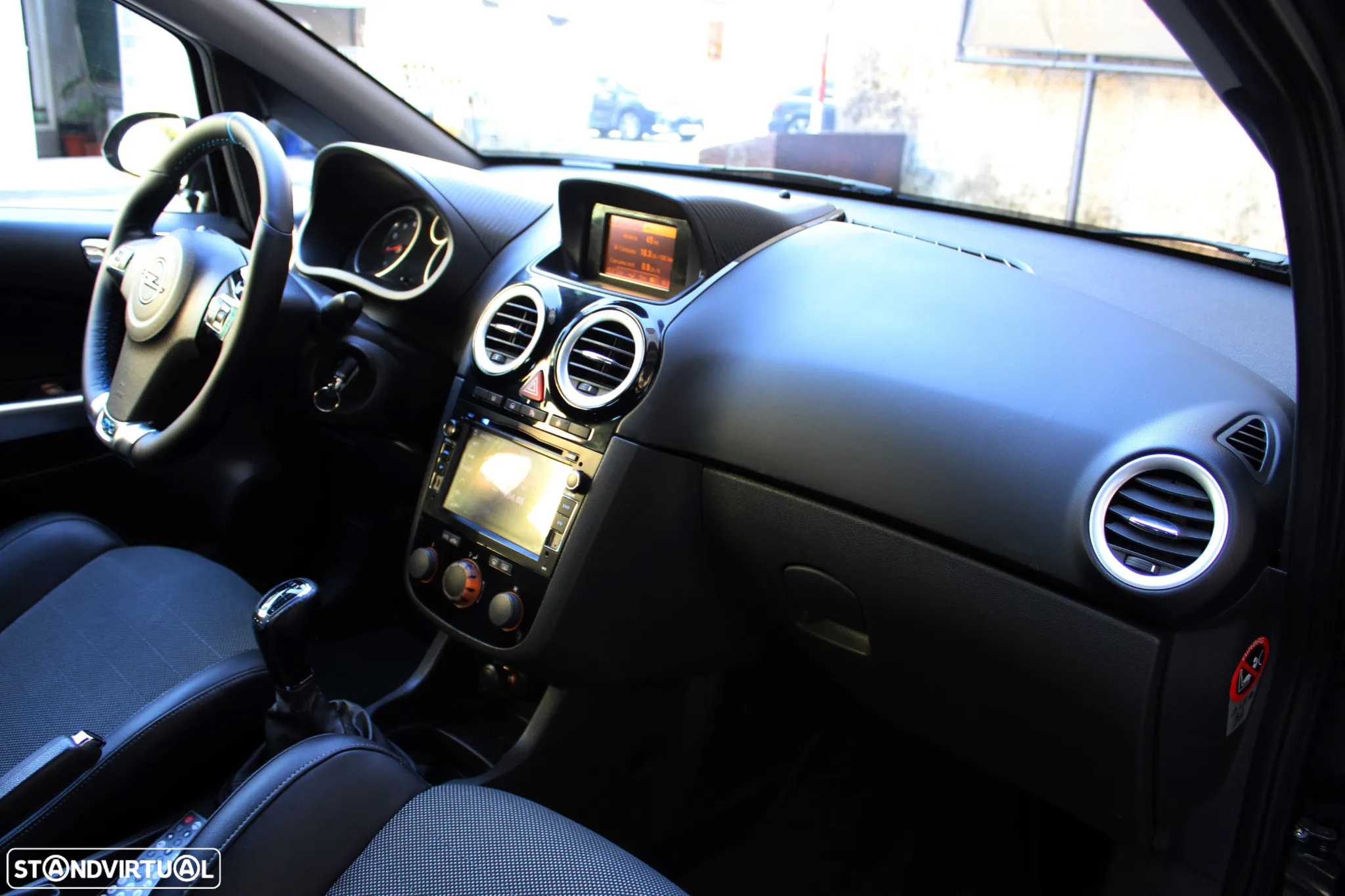 Opel Corsa 1.6 Turbo OPC - 29