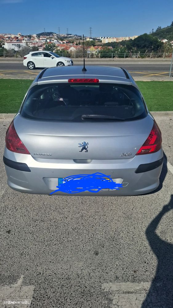 Peugeot 308 2010 photo 4