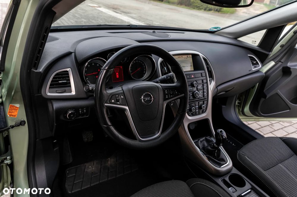 Opel Astra 1.4 Turbo - 30