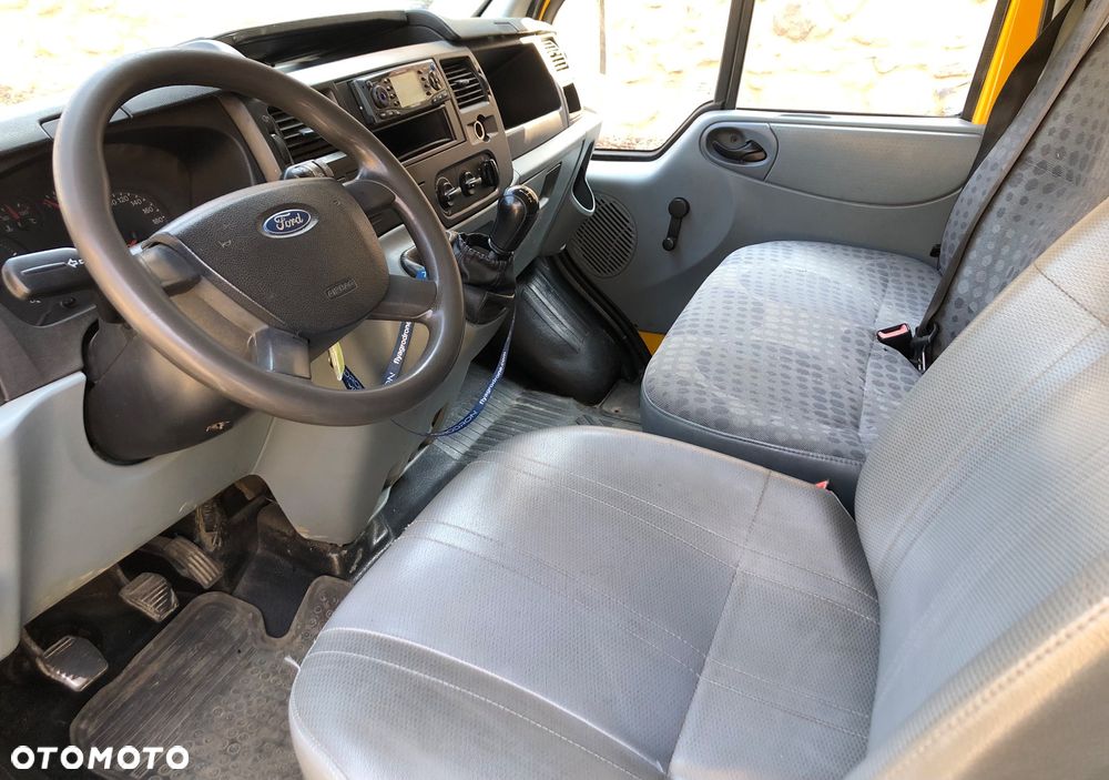 Ford Transit - 7