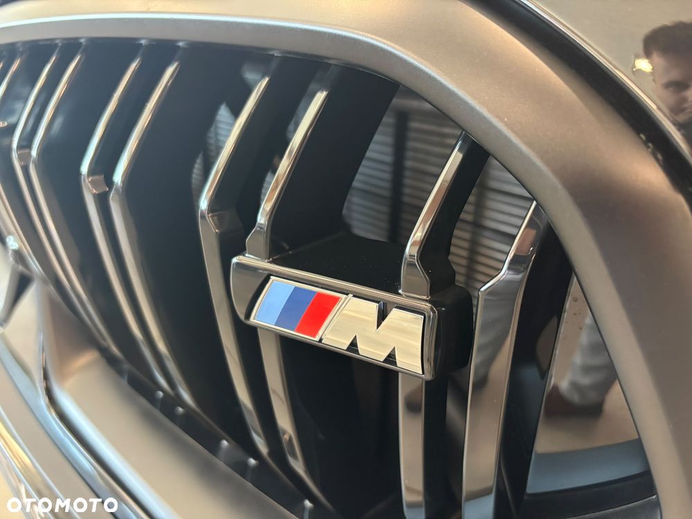 BMW X6 M60i mHEV sport - 32