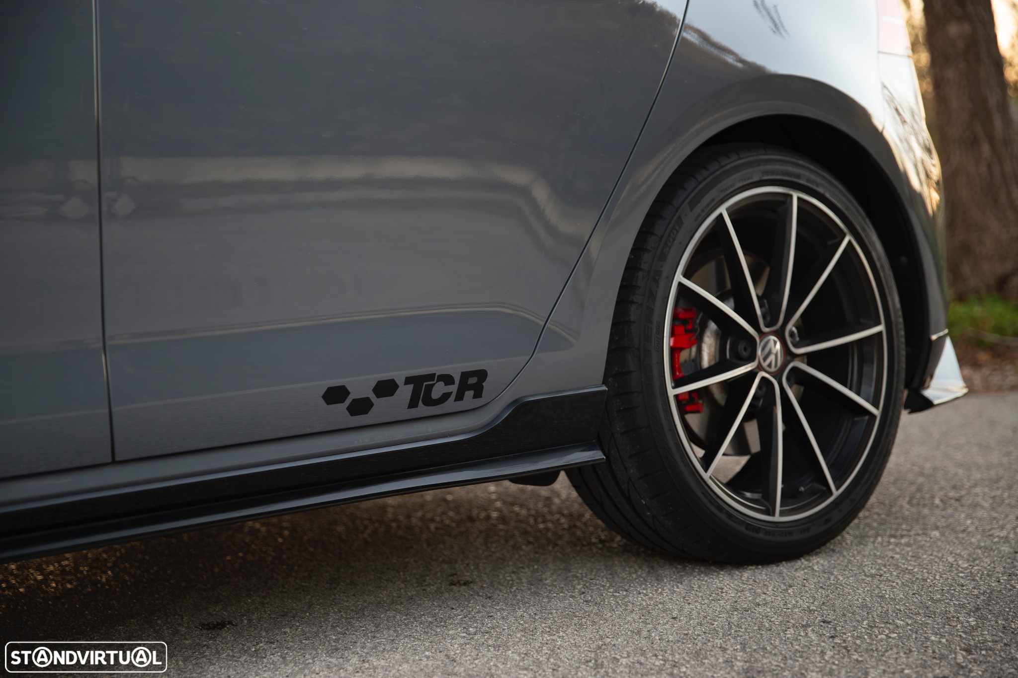 VW Golf 2.0 TSI GTi TCR DSG - 22
