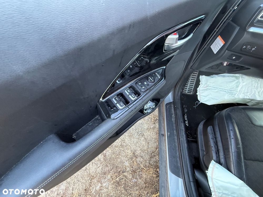 Kia Niro 1.6 GDI HEV 2WD OPF Vision - 28