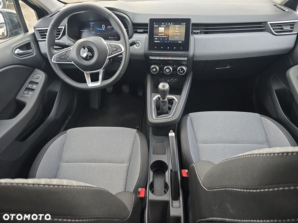 Mitsubishi Colt 1.0T Invite Style Cold - 13