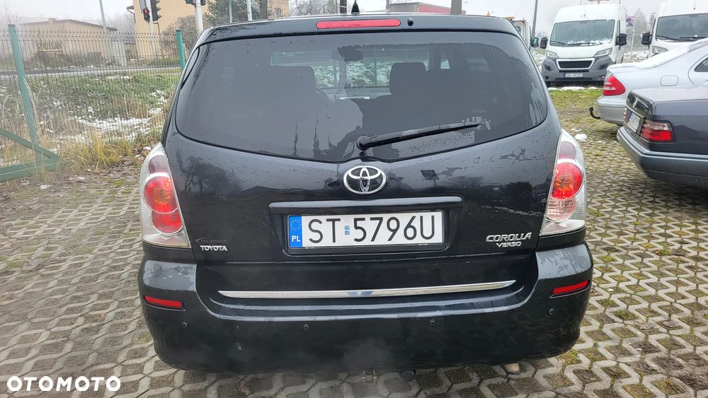 Toyota Corolla Verso 1.8 Sol + 7os - 12