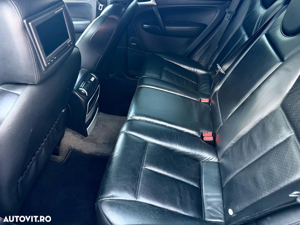 Porsche Cayenne Turbo S Aut - 19