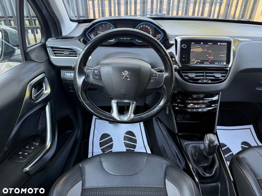 Peugeot 2008 1.2 Pure Tech GPF Crossway S&S - 25