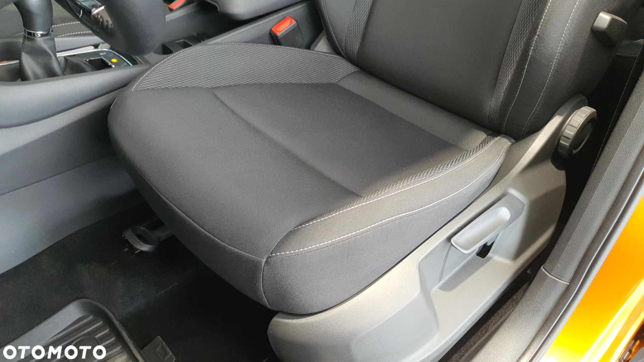 Skoda Karoq 1.5 TSI ACT Ambition - 12