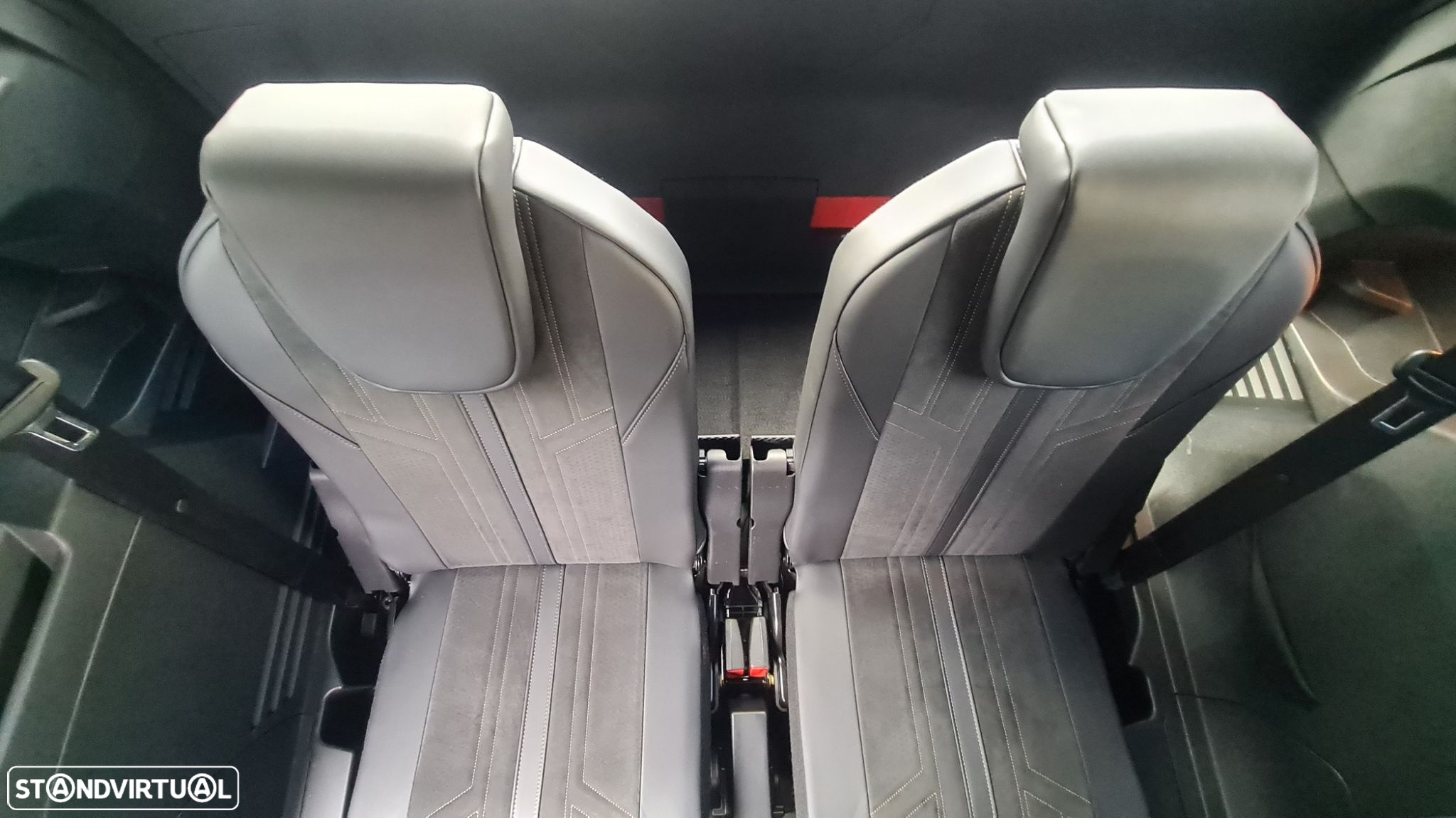 Peugeot 5008 1.5 BlueHDi GT EAT8 - 56