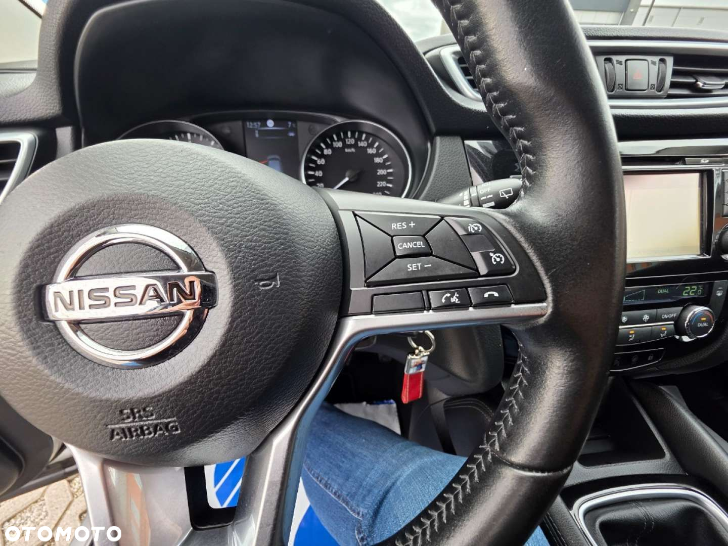 Nissan Qashqai - 14