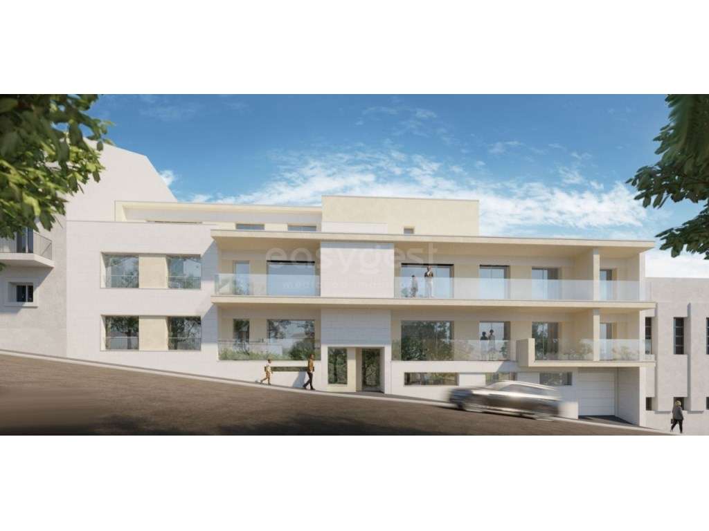 Apartamento T2 Fração D R/chão - situado na Nazaré - Grande imagem: 2/3