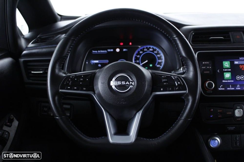 Nissan Leaf N-Connecta Two Tone - 20