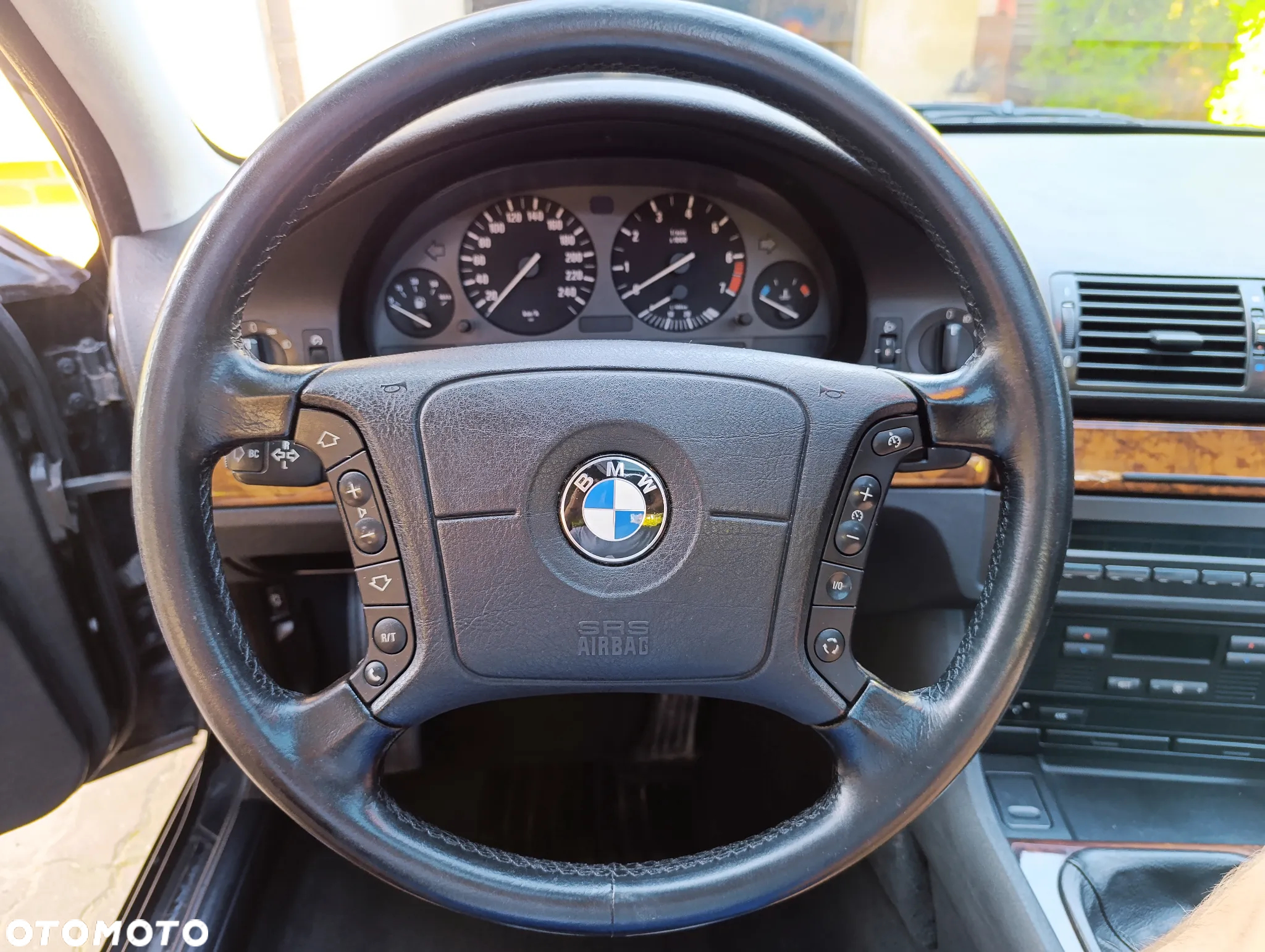 BMW Seria 5 523i - 14