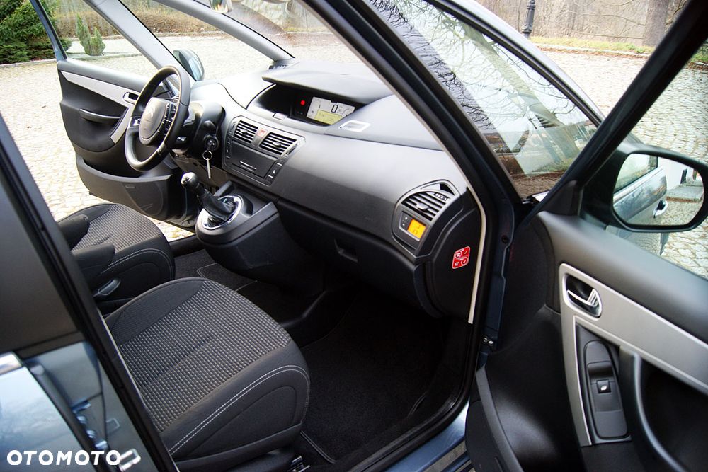 Citroën C4 Picasso - 22