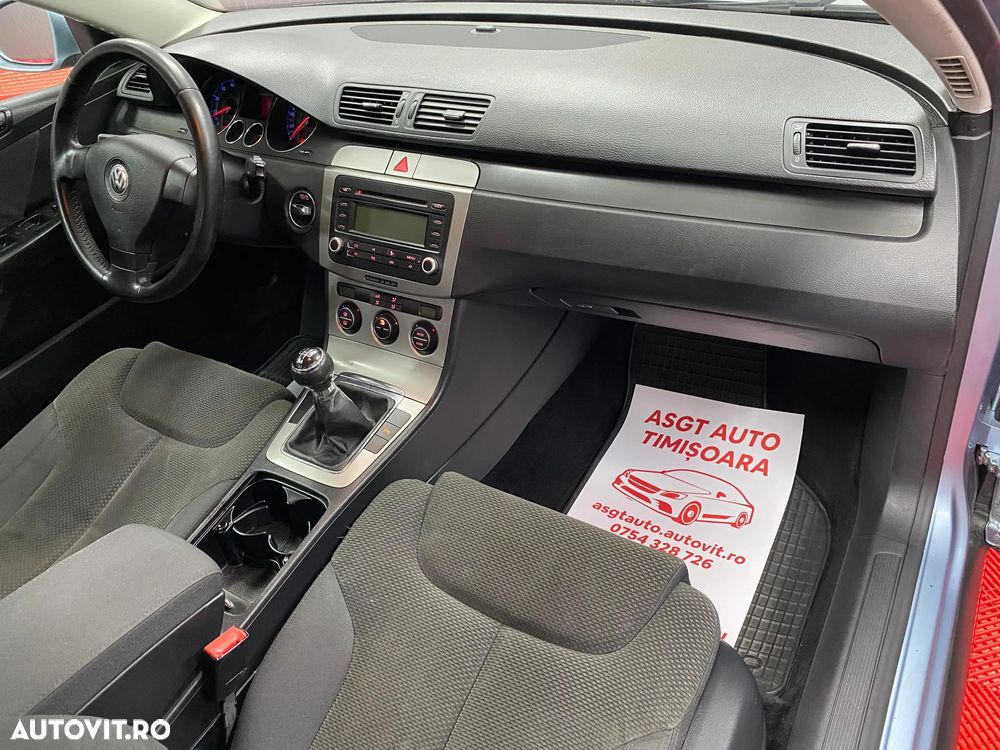Volkswagen Passat - 10