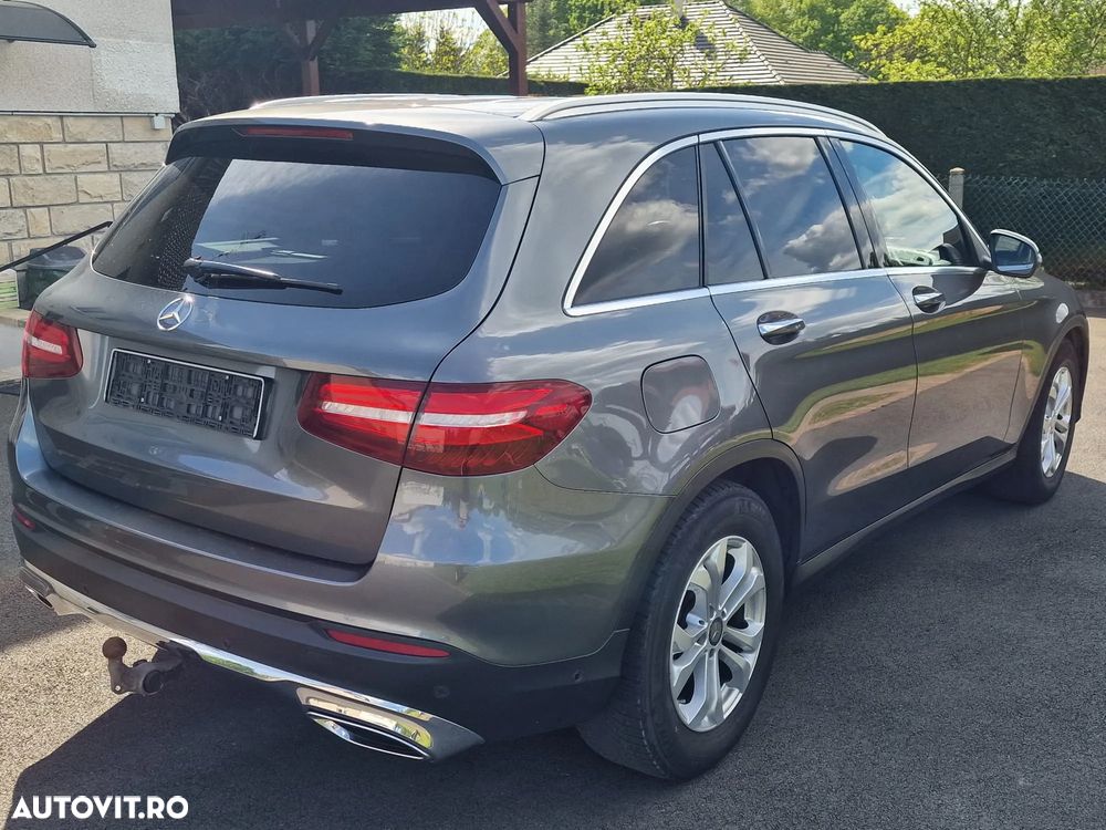 Mercedes-Benz GLC 220 d 4MATIC 9G-TRONIC - 3