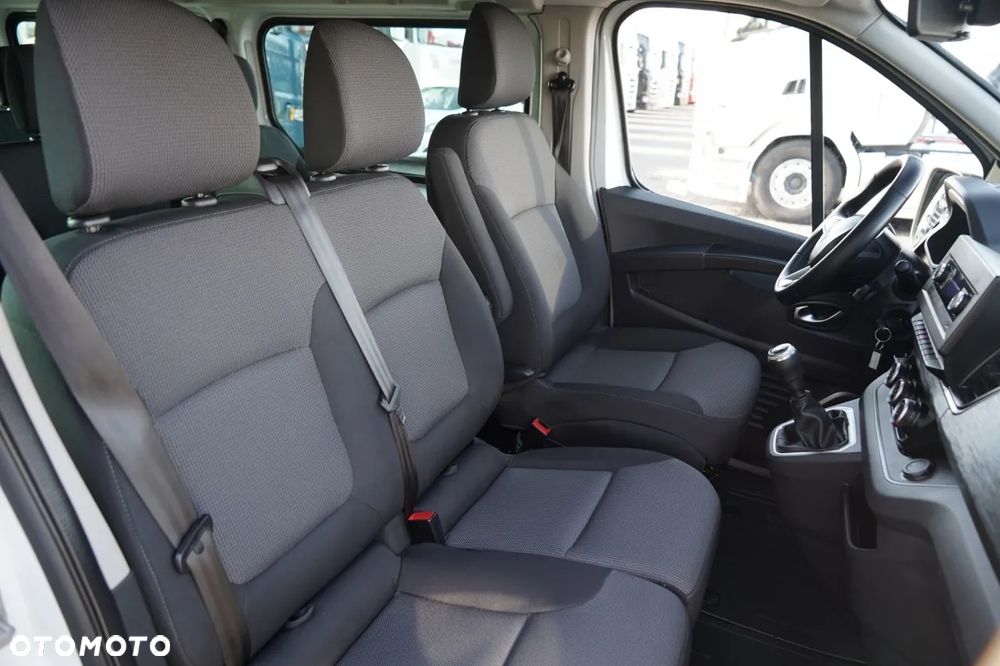 Renault TRAFIC III / BUS / 9 MIEJSC / 90 TYS KM / PIERWSZY WŁAŚCICIEL / POLSKI SALON / 2022 ROK / - 30