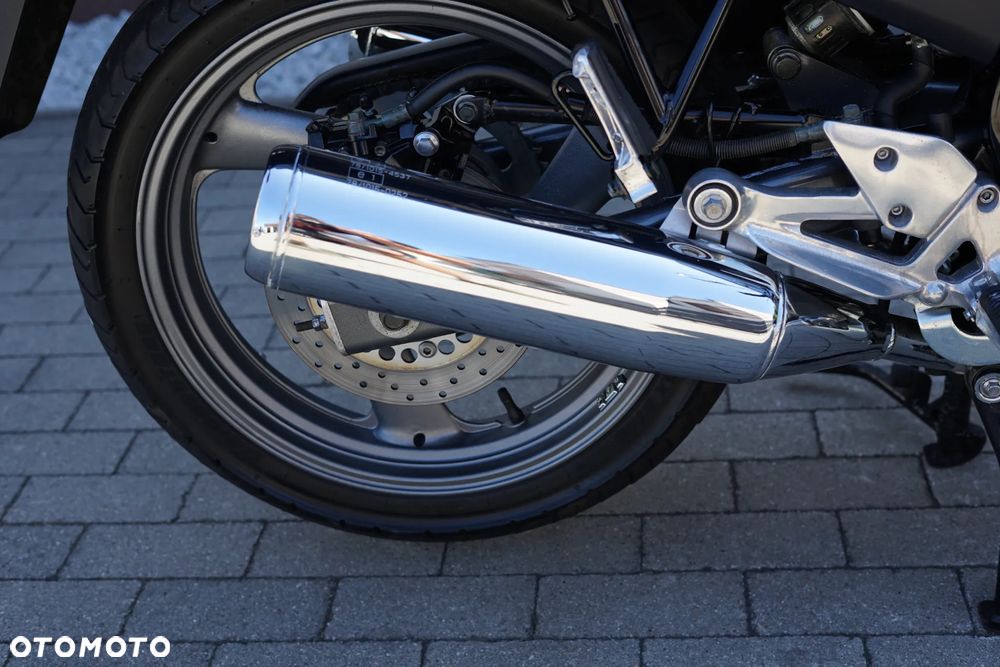 Yamaha XJ - 9