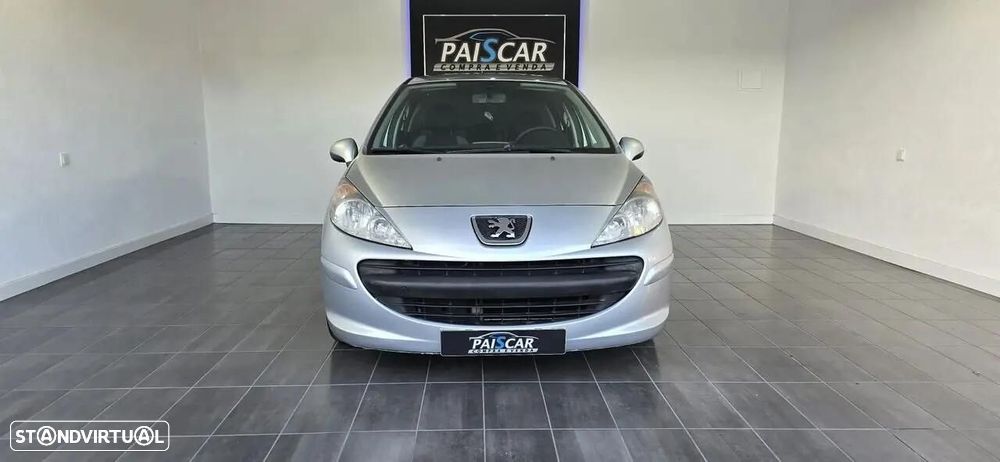 Peugeot 207 - 6