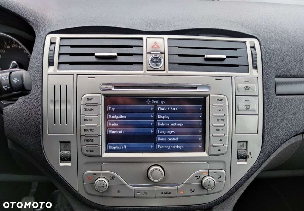 Ford Kuga 2.0 TDCi 4x4 Titanium - 32