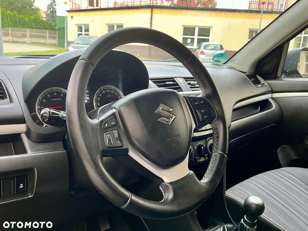 Suzuki Swift 1.2 30 Jahre - 10