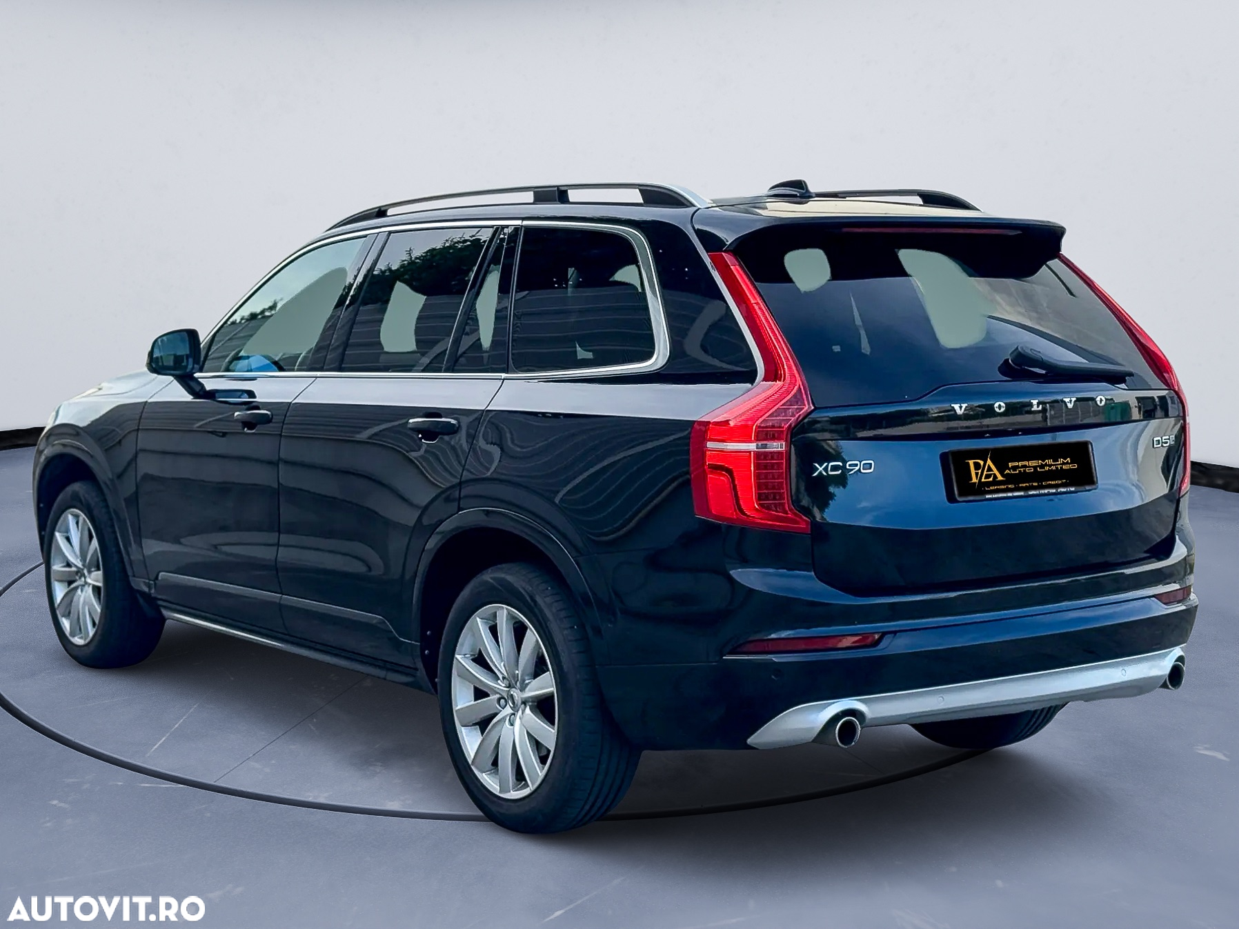 Volvo XC 90 B5 D AWD Geartronic Momentum Pro - 4